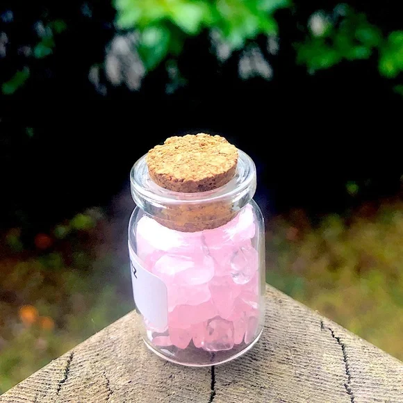 Tiny jar of pink quartz stones rocks cute crystals cork bottle - Picture 6 of 6